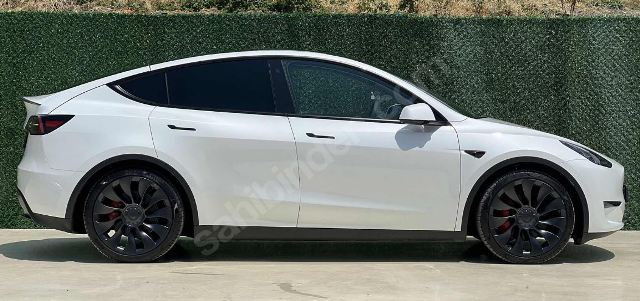 TESLA MODEL Y- 21-23; ARAÇ BİLGİLERİ VE RESİMLERİ