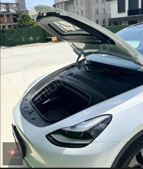 TESLA MODEL Y- 21-23; ARAÇ BİLGİLERİ VE RESİMLERİ