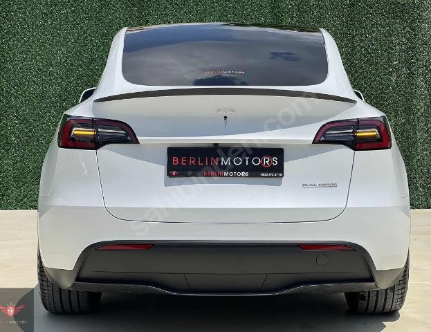 TESLA MODEL Y- 21-23; ARAÇ BİLGİLERİ VE RESİMLERİ