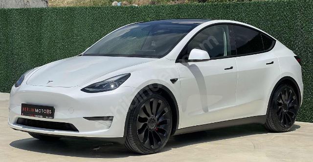 TESLA MODEL Y- 21-23; ARAÇ BİLGİLERİ VE RESİMLERİ