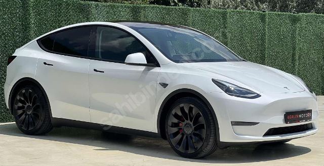 TESLA MODEL Y- 21-23; ARAÇ BİLGİLERİ VE RESİMLERİ