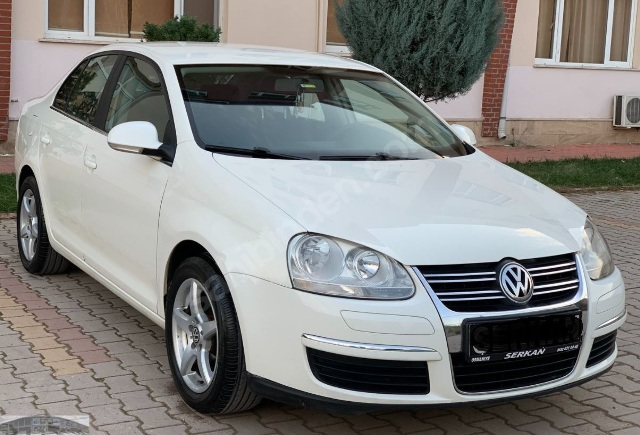 VOLKSWAGEN JETTA- 5- 06/10; ARAÇ BİLGİLERİ VE RESİMLERİ