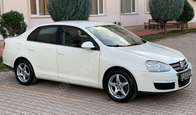 VOLKSWAGEN JETTA- 5- 06/10; ARAÇ BİLGİLERİ VE RESİMLERİ