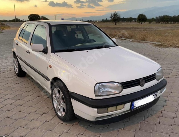 VOLKSWAGEN GOLF- 3- 92/98; ARAÇ BİLGİLERİ VE RESİMLERİ