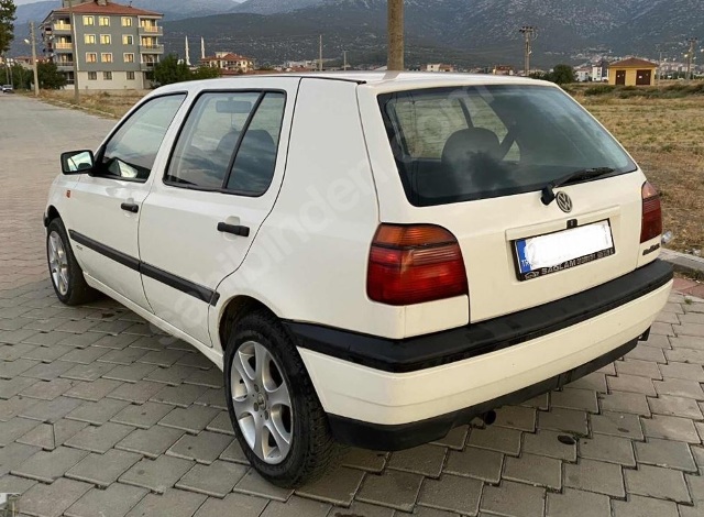 VOLKSWAGEN GOLF- 3- 92/98; ARAÇ BİLGİLERİ VE RESİMLERİ