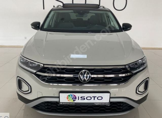 VOLKSWAGEN T ROC- 22/24; ARAÇ BİLGİLERİ VE RESİMLERİ