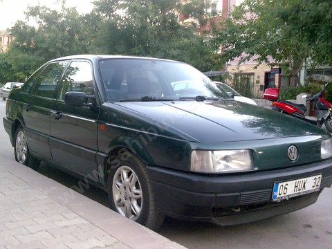 VOLKSWAGEN PASSAT- B3- 88/92; ARAÇ BİLGİLERİ VE RESİMLERİ