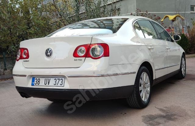 VOLKSWAGEN PASSAT- B6- 05/10; ARAÇ BİLGİLERİ VE RESİMLERİ