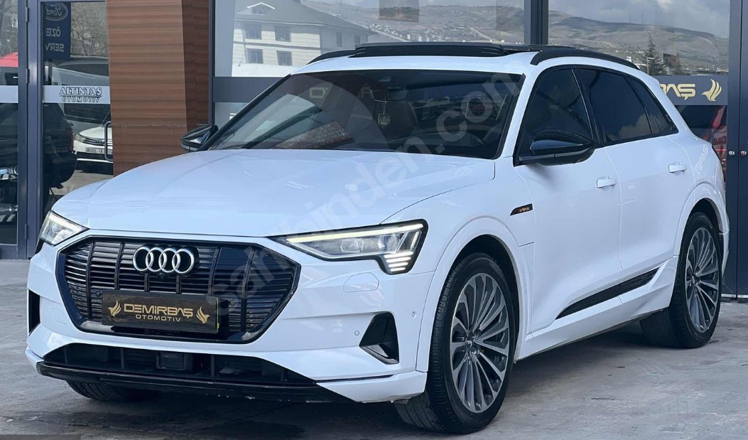 AUDI E TRON 7- 19/23; ARAÇ BİLGİLERİ VE RESİMLERİ