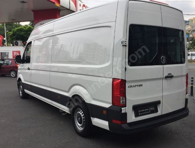 VOLKSWAGEN CRAFTER- 18/24; ARAÇ BİLGİLERİ VE RESİMLERİ