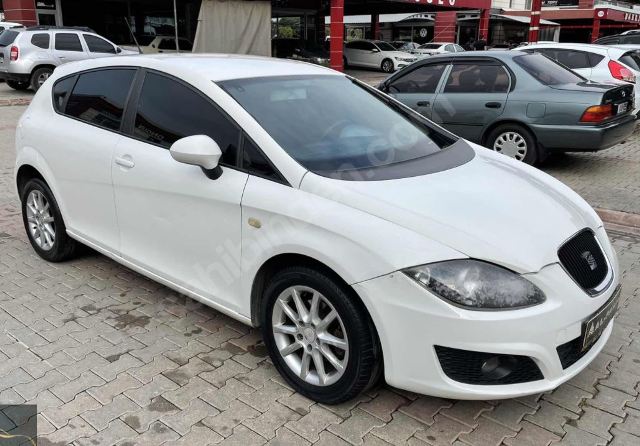 SEAT LEON- 05/12; ARAÇ BİLGİLERİ VE RESİMLERİ