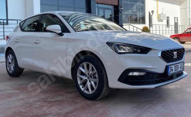 SEAT LEON- 21/24; ARAÇ BİLGİLERİ VE RESİMLERİ