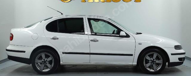 SEAT TOLEDO- 99/05; ARAÇ BİLGİLERİ VE RESİMLERİ