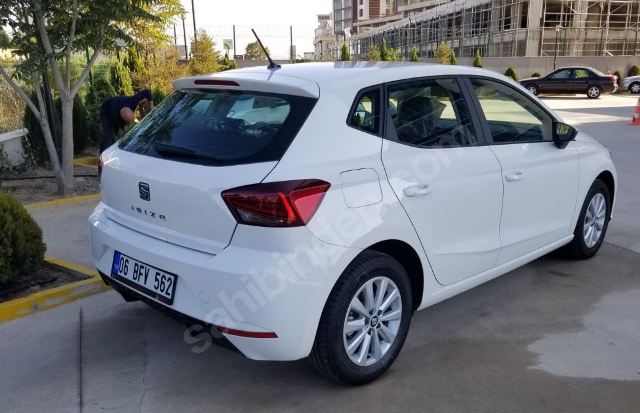 SEAT IBIZA- 17/24; ARAÇ BİLGİLERİ VE RESİMLERİ