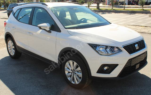 SEAT ARONA- 17/21; ARAÇ BİLGİLERİ VE RESİMLERİ