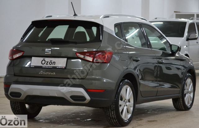 SEAT ARONA- 22/24; ARAÇ BİLGİLERİ VE RESİMLERİ