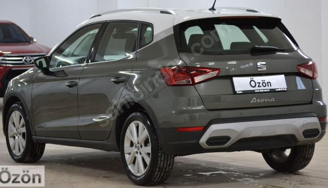 SEAT ARONA- 22/24; ARAÇ BİLGİLERİ VE RESİMLERİ