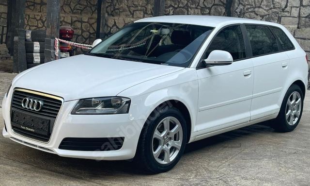 AUDI A3- 09/12; ARAÇ BİLGİLERİ VE RESİMLERİ