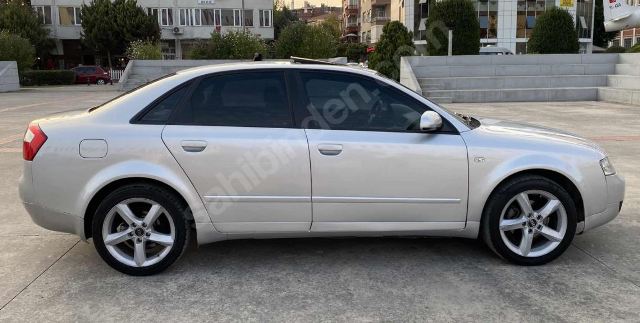 AUDI A4- 02/05; ARAÇ BİLGİLERİ VE RESİMLERİ