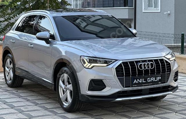 AUDI Q3- 21/23; ARAÇ BİLGİLERİ VE RESİMLERİ