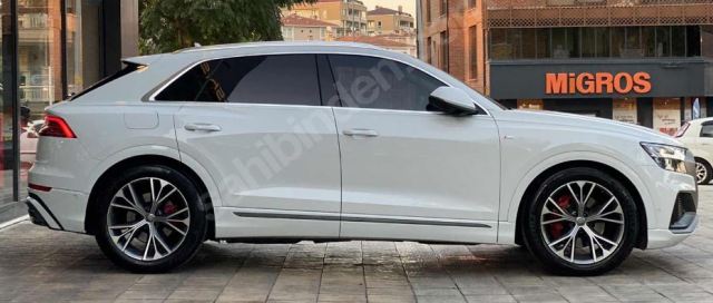 AUDI Q8- 18/23; ARAÇ BİLGİLERİ VE RESİMLERİ