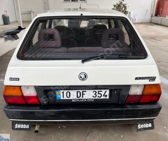 SKODA FAVORIT- 88/94; ARAÇ BİLGİLERİ VE RESİMLERİ