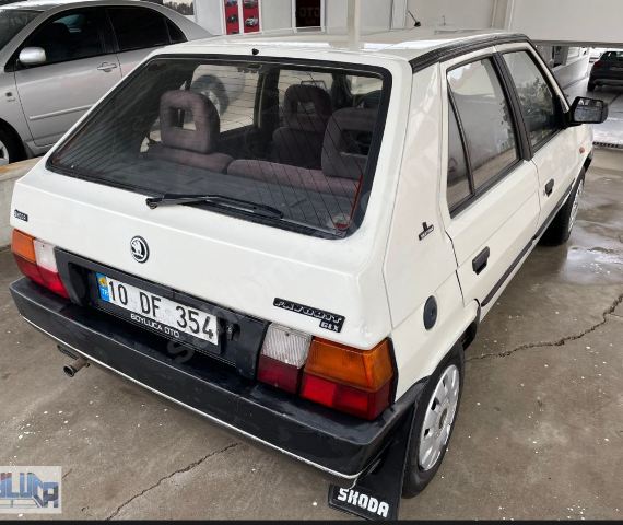 SKODA FAVORIT- 88/94; ARAÇ BİLGİLERİ VE RESİMLERİ