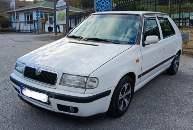 SKODA FELICIA- 99/01; ARAÇ BİLGİLERİ VE RESİMLERİ