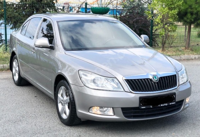 SKODA OCTAVIA- 10/12; ARAÇ BİLGİLERİ VE RESİMLERİ