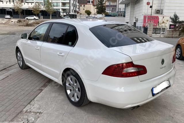 SKODA SUPERB- 09/12; ARAÇ BİLGİLERİ VE RESİMLERİ