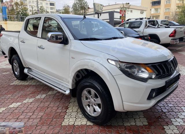 MITSUBISHI L200- PICK UP- 15/18; ARAÇ BİLGİLERİ VE RESİMLERİ