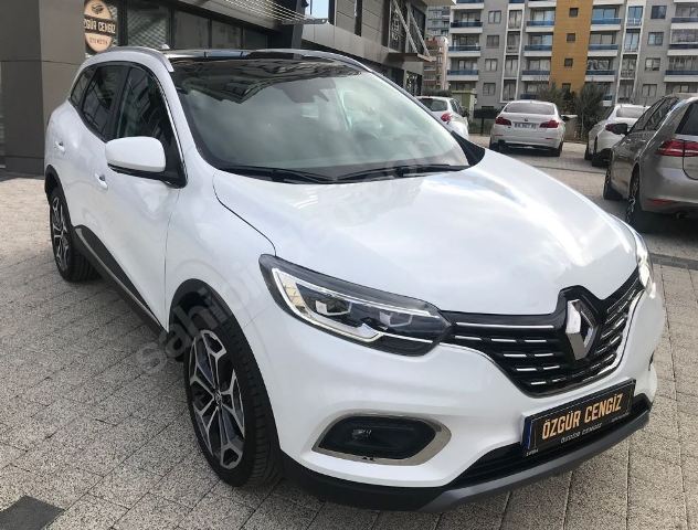 RENAULT KADJAR- 15/22; ARAÇ BİLGİLERİ VE RESİMLERİ