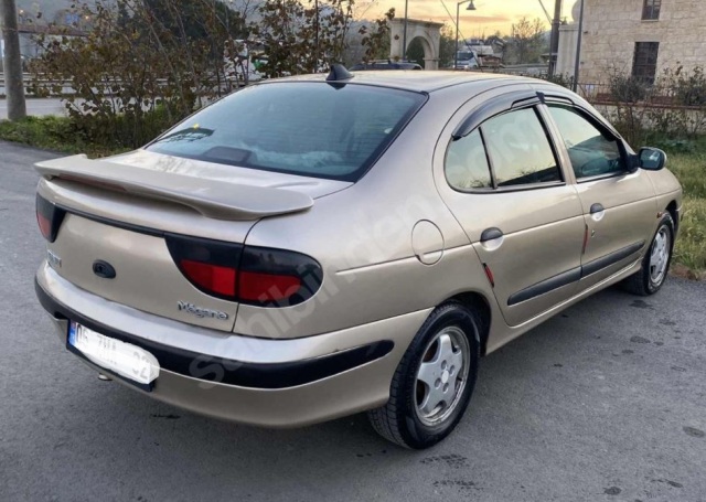 RENAULT MEGANE- 1- 98/99; ARAÇ BİLGİLERİ VE RESİMLERİ