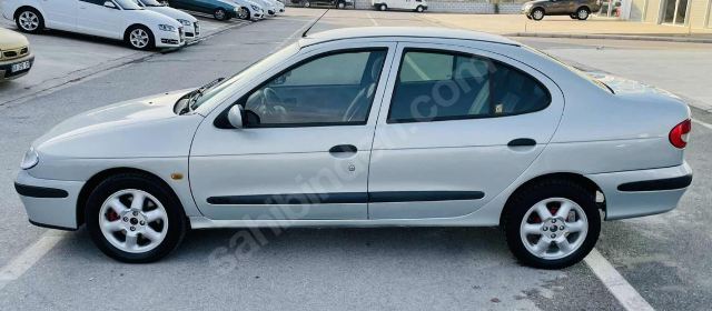 RENAULT MEGANE- 1- 99/02; ARAÇ BİLGİLERİ VE RESİMLERİ