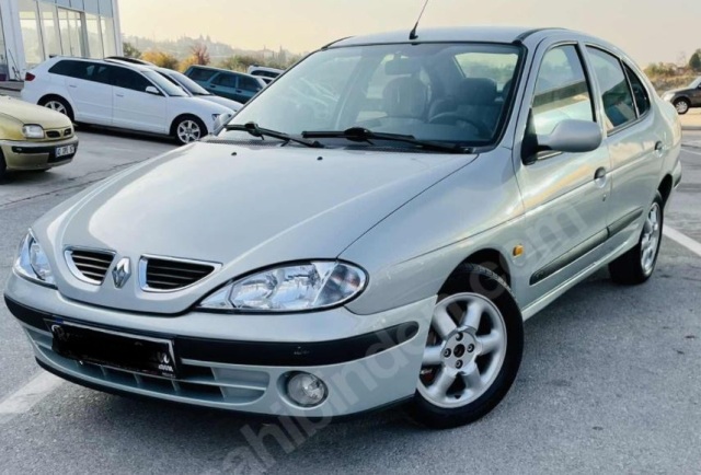 RENAULT MEGANE- 1- 99/02; ARAÇ BİLGİLERİ VE RESİMLERİ