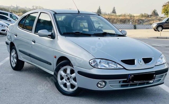 RENAULT MEGANE- 1- 99/02; ARAÇ BİLGİLERİ VE RESİMLERİ