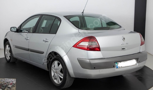 RENAULT MEGANE- 2- 03/09; ARAÇ BİLGİLERİ VE RESİMLERİ