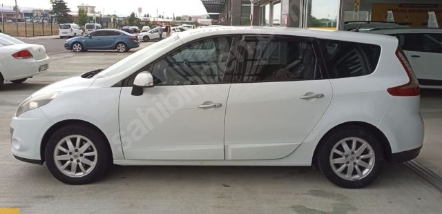 RENAULT GRAND SCENIC- 3- 10/13; ARAÇ BİLGİLERİ VE RESİMLERİ