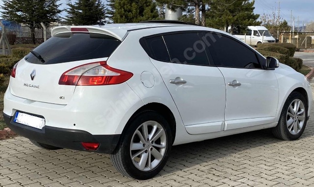 RENAULT MEGANE- 3- HB- 10/13; ARAÇ BİLGİLERİ VE RESİMLERİ