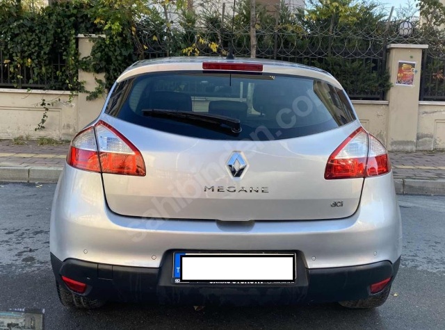 RENAULT MEGANE- 3- HB- 10/13; ARAÇ BİLGİLERİ VE RESİMLERİ