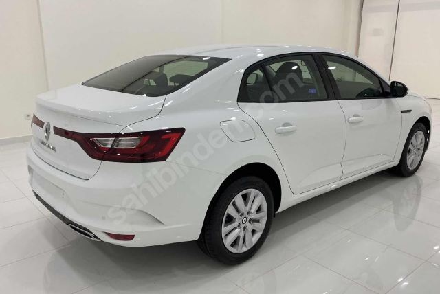 RENAULT MEGANE- 4- SD- 21/24; ARAÇ BİLGİLERİ VE RESİMLERİ