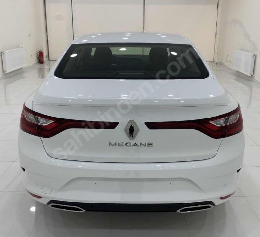 RENAULT MEGANE- 4- SD- 21/24; ARAÇ BİLGİLERİ VE RESİMLERİ