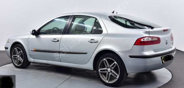 RENAULT LAGUNA- 02/05; ARAÇ BİLGİLERİ VE RESİMLERİ