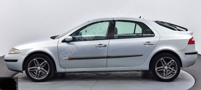 RENAULT LAGUNA- 02/05; ARAÇ BİLGİLERİ VE RESİMLERİ