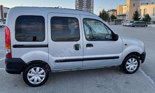 RENAULT KANGOO- 98/03; ARAÇ BİLGİLERİ VE RESİMLERİ