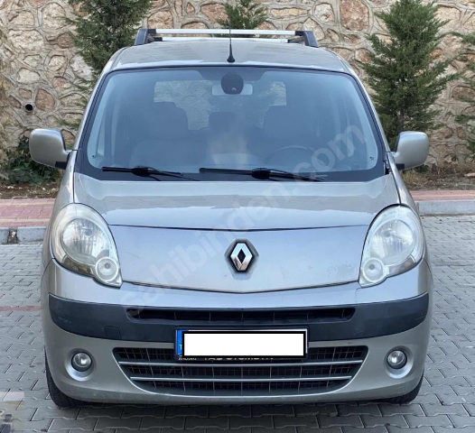 RENAULT KANGOO- 3- 08/13; ARAÇ BİLGİLERİ VE RESİMLERİ