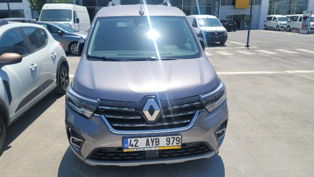 RENAULT KANGOO- 5- 2024; ARAÇ BİLGİLERİ VE RESİMLERİ