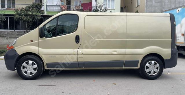 RENAULT TRAFIC- 2- 04/14; ARAÇ BİLGİLERİ VE RESİMLERİ