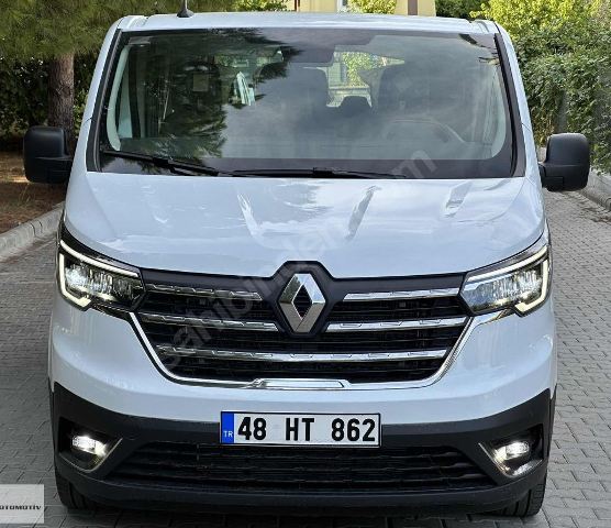 RENAULT TRAFIC- 4- 22/24; ARAÇ BİLGİLERİ VE RESİMLERİ