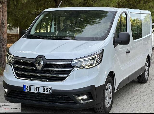 RENAULT TRAFIC- 4- 22/24; ARAÇ BİLGİLERİ VE RESİMLERİ